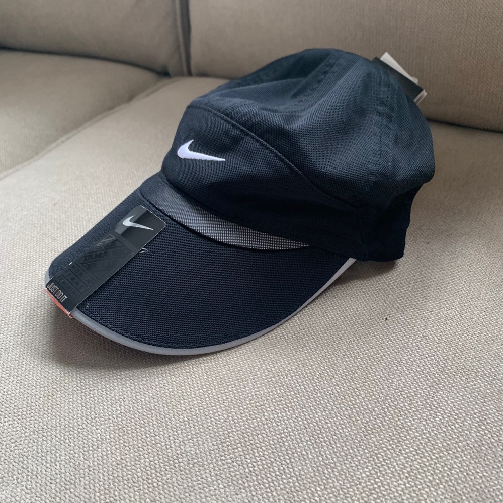 Women's Running Cap
Nike Dri-FIT